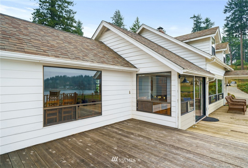 9204 Warren, Gig Harbor, Washington 98335, 4 Bedrooms Bedrooms, ,4 BathroomsBathrooms,Residential,For Sale,Warren,NWM1875643