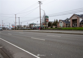 11704 Canyon, Puyallup, Washington 98373, 2 Bedrooms Bedrooms, ,1 BathroomBathrooms,Residential,For Sale,Canyon,NWM1879536
