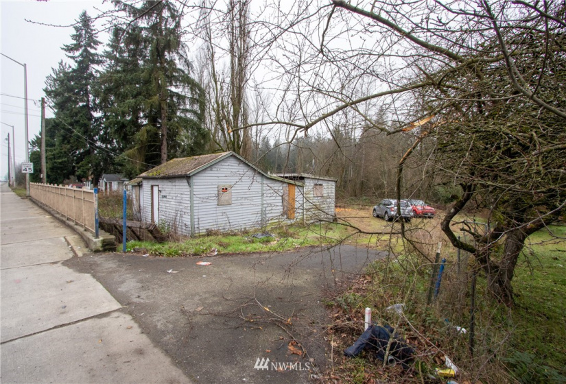 11704 Canyon, Puyallup, Washington 98373, 2 Bedrooms Bedrooms, ,1 BathroomBathrooms,Residential,For Sale,Canyon,NWM1879536