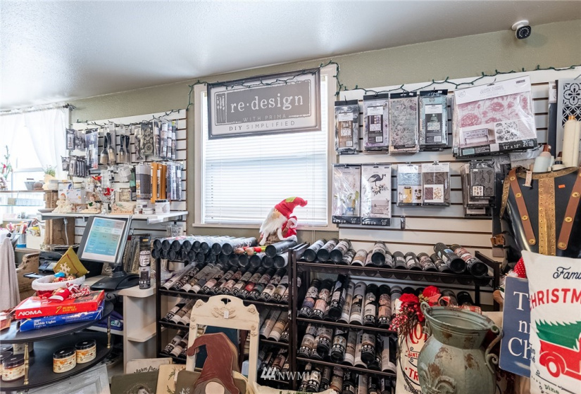 3835 Broadway, Moses Lake, Washington 98837, ,Commercial Sale,For Sale,Broadway,NWM1878525