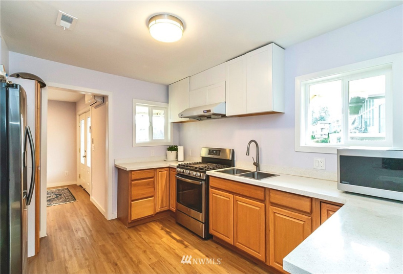 5104 Sammamish, Issaquah, Washington 98027, 2 Bedrooms Bedrooms, ,1 BathroomBathrooms,Residential,For Sale,Sammamish,NWM1879875