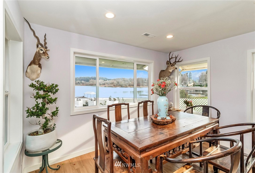 5104 Sammamish, Issaquah, Washington 98027, 2 Bedrooms Bedrooms, ,1 BathroomBathrooms,Residential,For Sale,Sammamish,NWM1879875