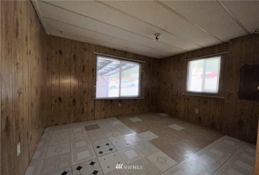 782 Louisiana, Republic, Washington 99166, 2 Bedrooms Bedrooms, ,1 BathroomBathrooms,Residential,For Sale,COURTHOUSE ADDITION,Louisiana,NWM1879325