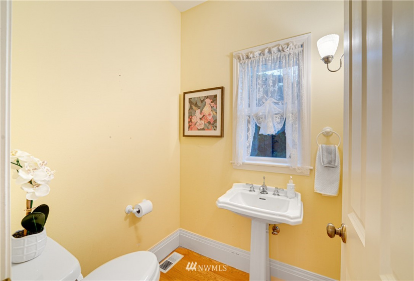 4801 Woodside, Anacortes, Washington 98221, 4 Bedrooms Bedrooms, ,2 BathroomsBathrooms,Residential,For Sale,Woodside,NWM1879421
