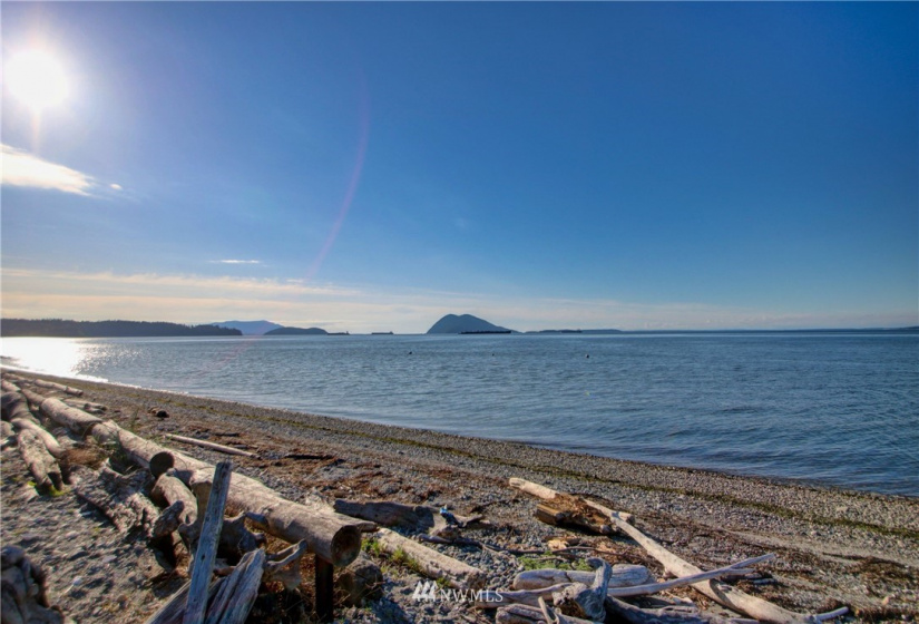 10903 Samish Beach, Bow, Washington 98232, 3 Bedrooms Bedrooms, ,2 BathroomsBathrooms,Residential,For Sale,Samish Beach,NWM1879375