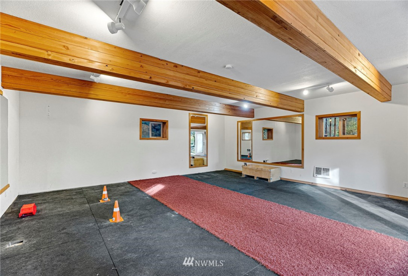 16318 82nd, Lakebay, Washington 98349, 3 Bedrooms Bedrooms, ,3 BathroomsBathrooms,Residential,For Sale,82nd,NWM1879735