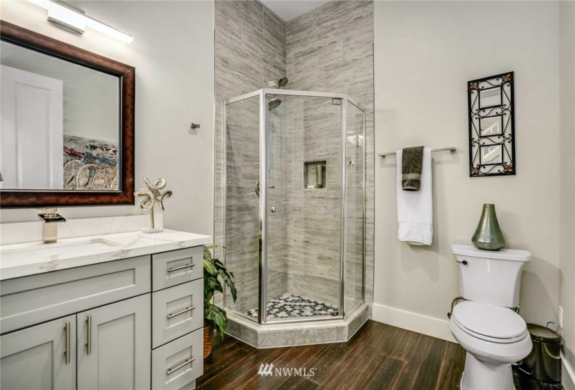 8900 384th, Snoqualmie, Washington 98065, 5 Bedrooms Bedrooms, ,2 BathroomsBathrooms,Residential,For Sale,384th,NWM1879651