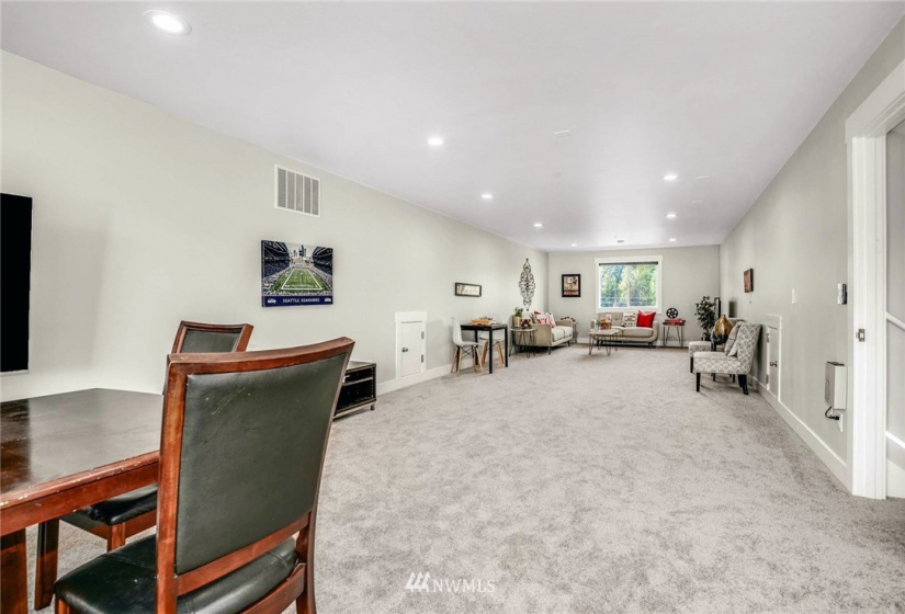 8900 384th, Snoqualmie, Washington 98065, 5 Bedrooms Bedrooms, ,2 BathroomsBathrooms,Residential,For Sale,384th,NWM1879651