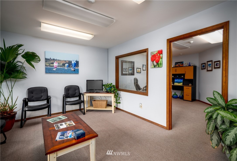 860 Bayshore, Oak Harbor, Washington 98277, ,Commercial Sale,For Sale,Bayshore,NWM1879835