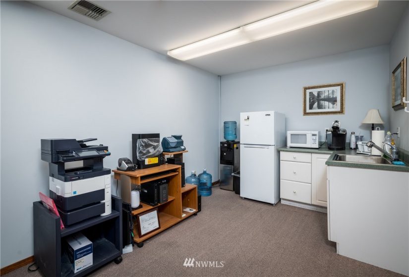 860 Bayshore, Oak Harbor, Washington 98277, ,Commercial Sale,For Sale,Bayshore,NWM1879835