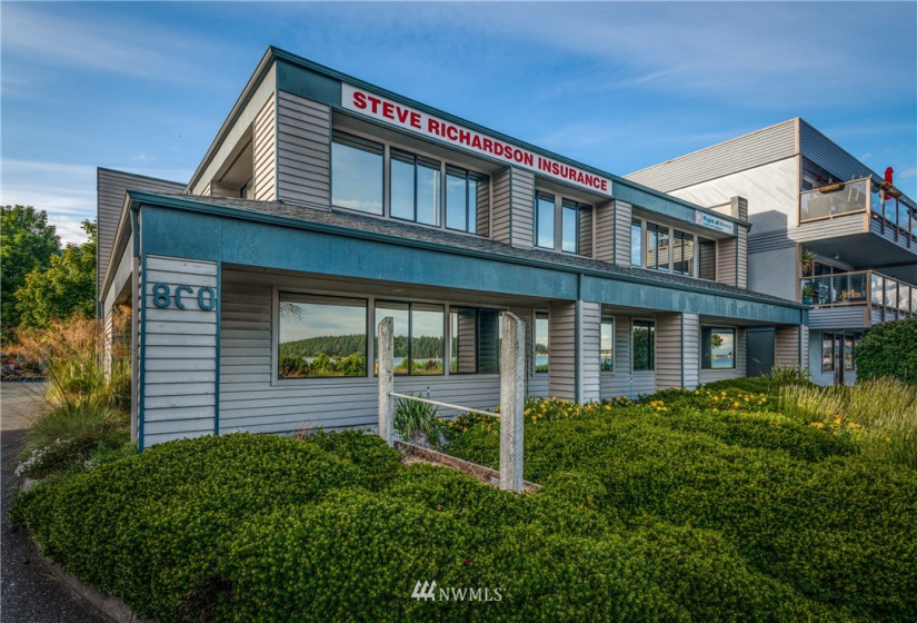 860 Bayshore, Oak Harbor, Washington 98277, ,Commercial Sale,For Sale,Bayshore,NWM1879835