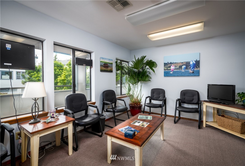 860 Bayshore, Oak Harbor, Washington 98277, ,Commercial Sale,For Sale,Bayshore,NWM1879835