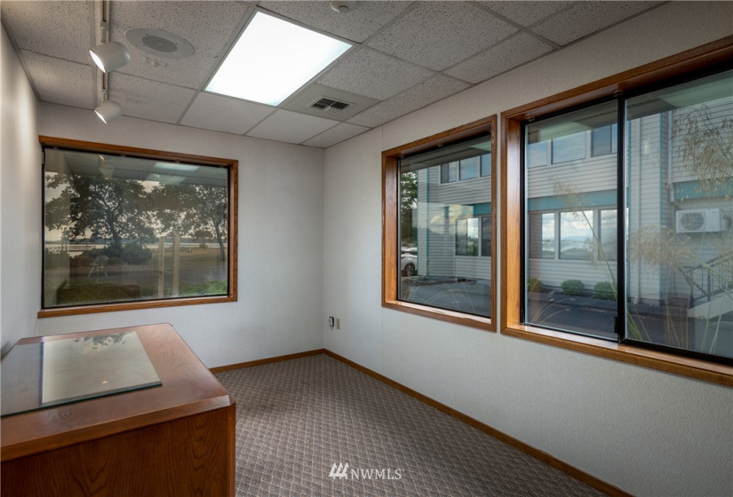 860 Bayshore, Oak Harbor, Washington 98277, ,Commercial Sale,For Sale,Bayshore,NWM1879835