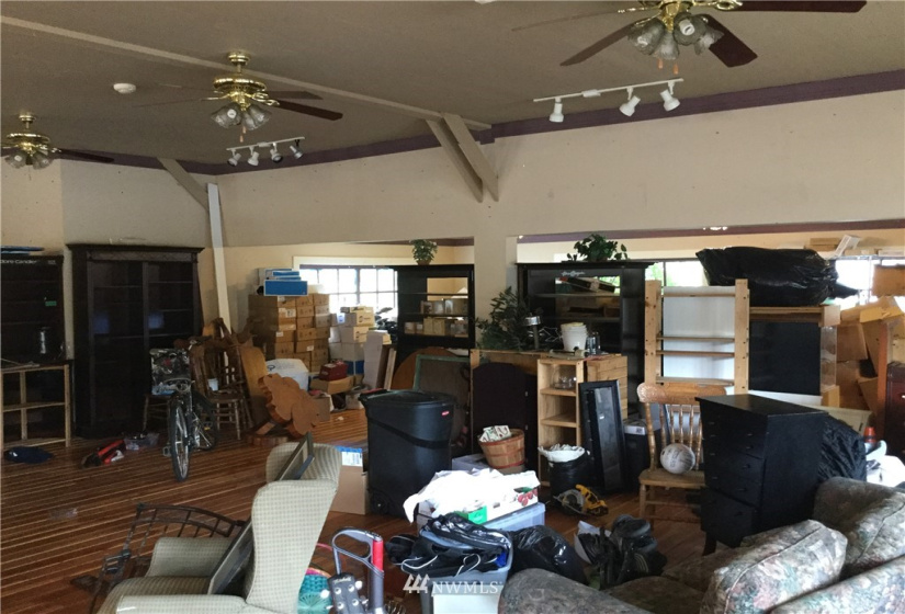 14120 HWY 165, Buckley, Washington 98321, ,Commercial Sale,For Sale,HWY 165,NWM1880128
