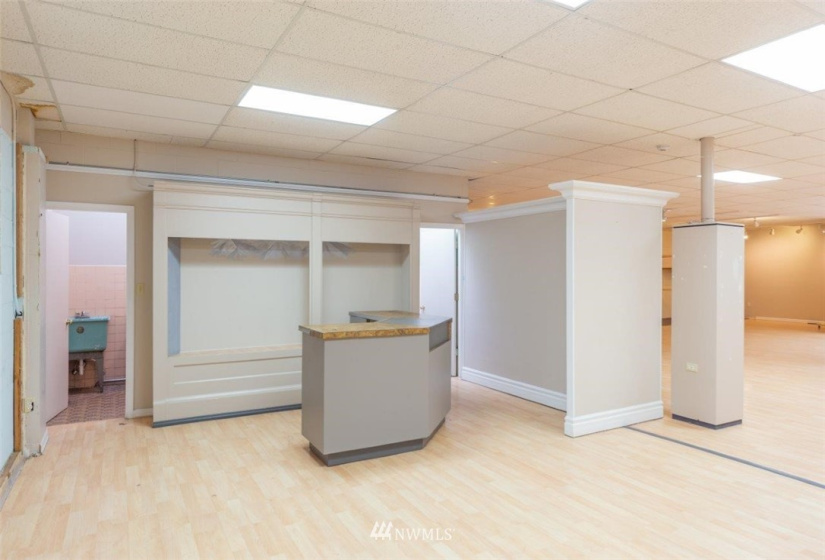 175 Cedar, Sequim, Washington 98382, ,Commercial Sale,For Sale,Cedar,NWM1880075
