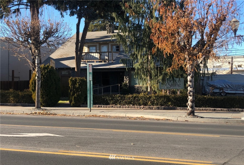 107 Basin, Ephrata, Washington 98823, ,Commercial Sale,For Sale,Basin,NWM1880262