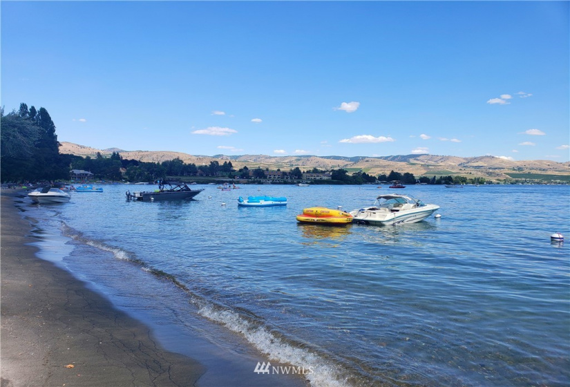 1 Beach 550-A, Manson, Washington 98831, 2 Bedrooms Bedrooms, ,2 BathroomsBathrooms,Residential,For Sale,Beach,Beach 550-A,NWM1368143