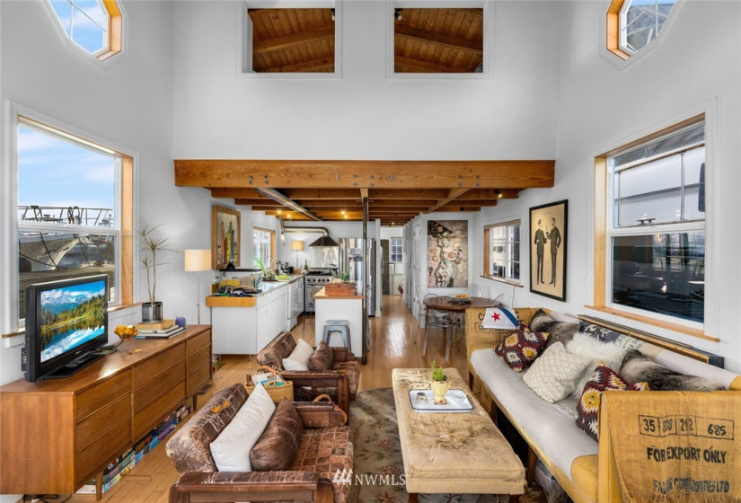 2401 Northlake, Seattle, Washington 98103, 2 Bedrooms Bedrooms, ,Residential,For Sale,Northlake,NWM1880323