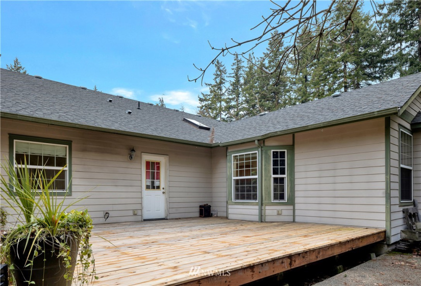 8250 Sesame, Silverdale, Washington 98383, 3 Bedrooms Bedrooms, ,2 BathroomsBathrooms,Residential,For Sale,Sesame,NWM1880050