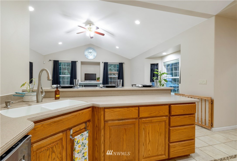 8250 Sesame, Silverdale, Washington 98383, 3 Bedrooms Bedrooms, ,2 BathroomsBathrooms,Residential,For Sale,Sesame,NWM1880050