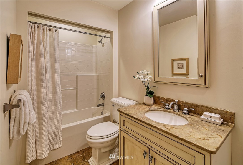 1414 1st, Seattle, Washington 98119, 3 Bedrooms Bedrooms, ,2 BathroomsBathrooms,Residential,For Sale,The Renaissance,1st,NWM1877921