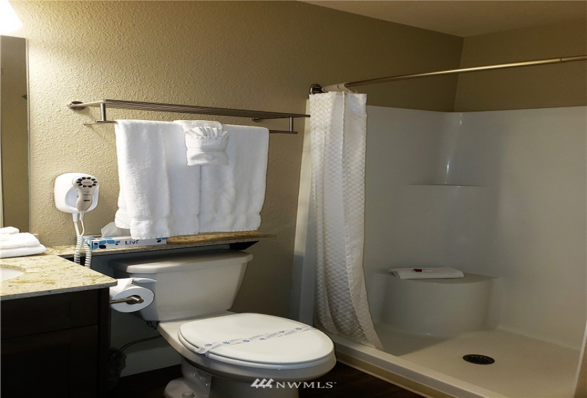 1 Beach 573-F, Manson, Washington 98831, 2 Bedrooms Bedrooms, ,2 BathroomsBathrooms,Residential,For Sale,Beach,Beach 573-F,NWM1515534