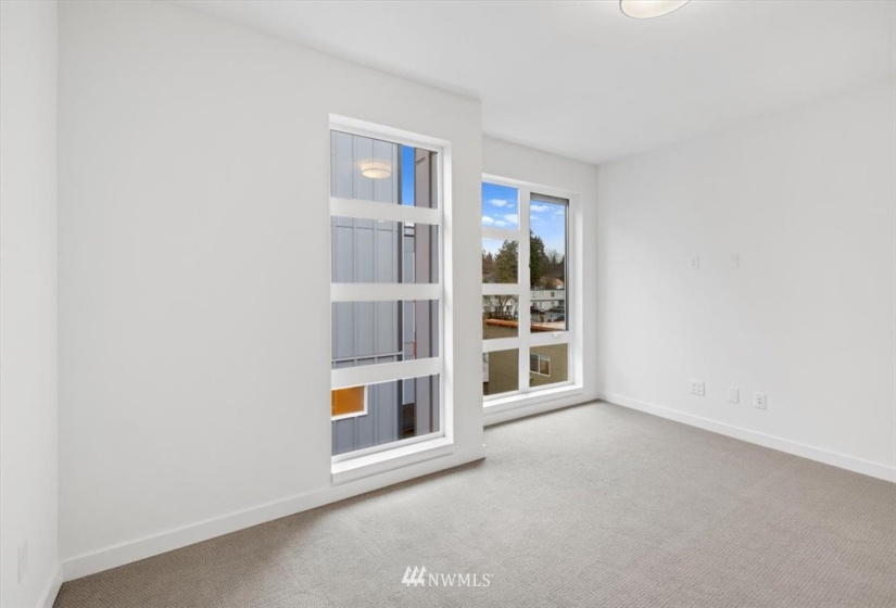 1000 112th, Seattle, Washington 98125, 3 Bedrooms Bedrooms, ,2 BathroomsBathrooms,Residential,For Sale,112th,NWM1880473