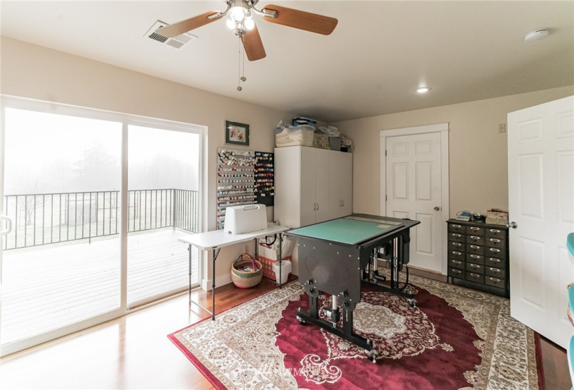 124 Gilbert, Onalaska, Washington 98570, 5 Bedrooms Bedrooms, ,3 BathroomsBathrooms,Residential,For Sale,Gilbert,NWM1880064