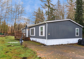 13118 Lost Lake, Snohomish, Washington 98296, 3 Bedrooms Bedrooms, ,1 BathroomBathrooms,Manufactured In Park,For Sale,Lost Lake,NWM1874333