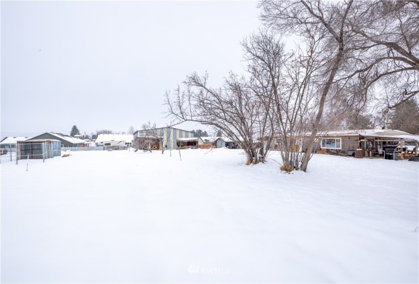 3290 1st, East Wenatchee, Washington 98802, 3 Bedrooms Bedrooms, ,1 BathroomBathrooms,Residential,For Sale,1st,NWM1880541