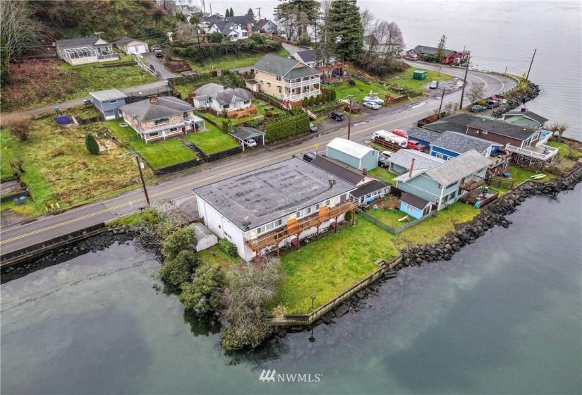 1833 Bay Street, Port Orchard, Washington 98366, ,Residential Income,For Sale,Bay Street,NWM1880597