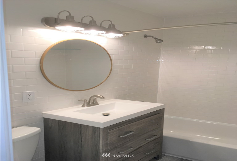 1833 Bay Street, Port Orchard, Washington 98366, ,Residential Income,For Sale,Bay Street,NWM1880597