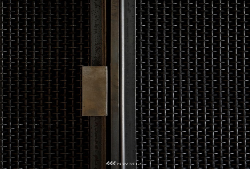 516 Yale, Seattle, Washington 98109, 2 Bedrooms Bedrooms, ,Residential,For Sale,Art Stable,Yale,NWM1880634