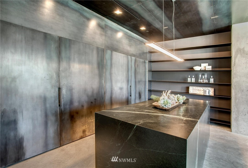 516 Yale, Seattle, Washington 98109, 2 Bedrooms Bedrooms, ,Residential,For Sale,Art Stable,Yale,NWM1880628