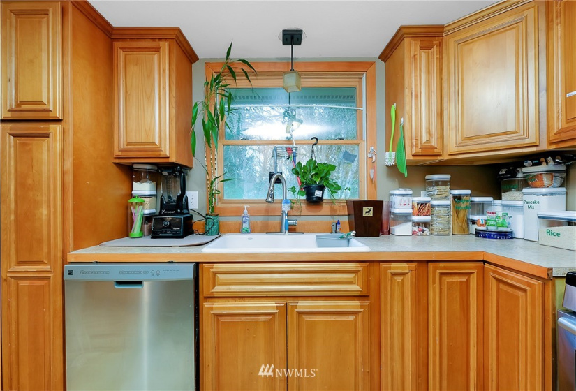 7741 Beacon, Bremerton, Washington 98311, 4 Bedrooms Bedrooms, ,2 BathroomsBathrooms,Residential,For Sale,Beacon,NWM1879766