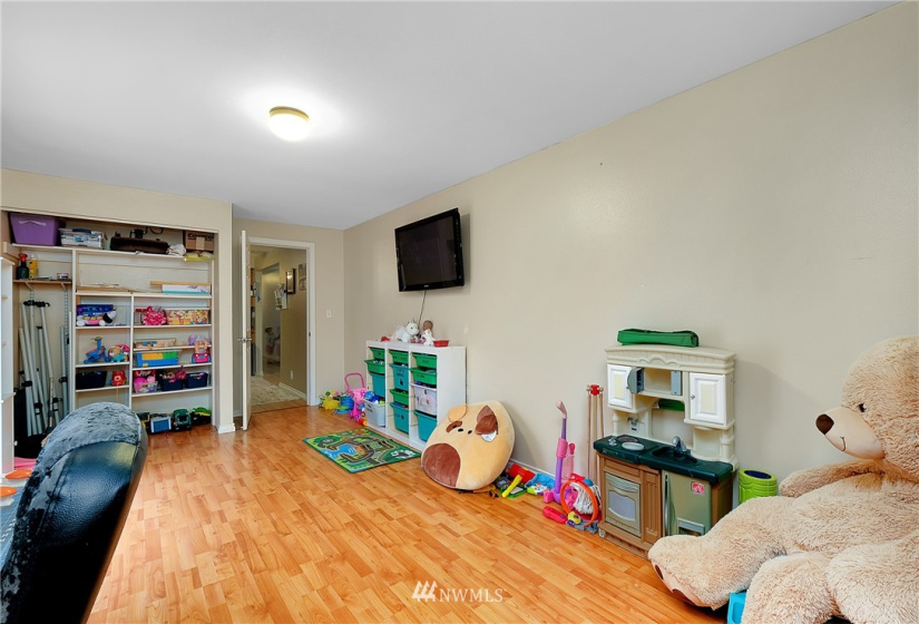 7741 Beacon, Bremerton, Washington 98311, 4 Bedrooms Bedrooms, ,2 BathroomsBathrooms,Residential,For Sale,Beacon,NWM1879766