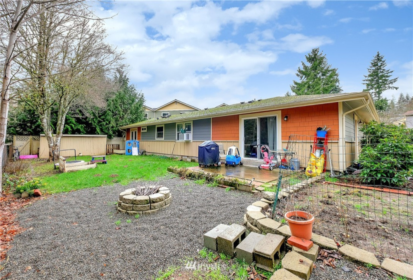 7741 Beacon, Bremerton, Washington 98311, 4 Bedrooms Bedrooms, ,2 BathroomsBathrooms,Residential,For Sale,Beacon,NWM1879766