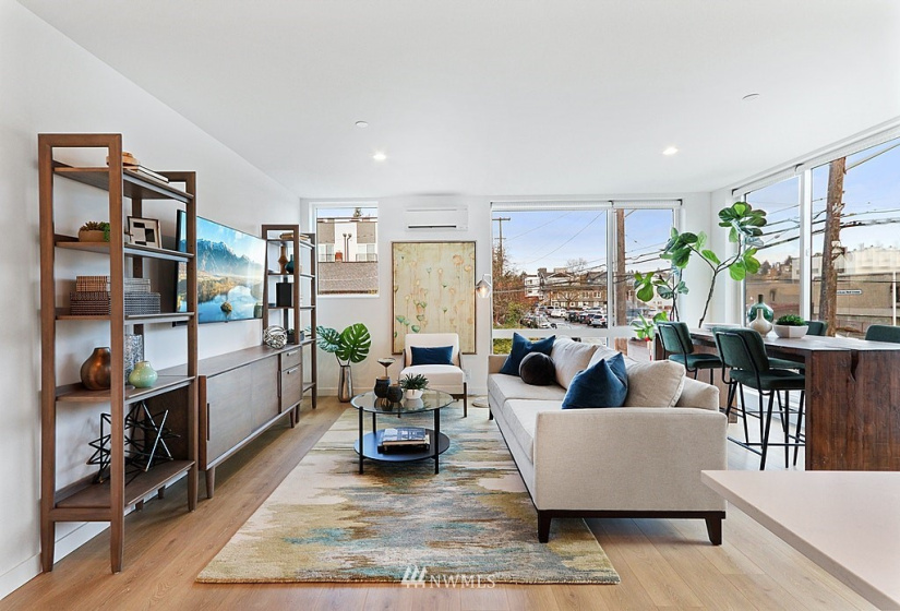 2011 25th, Seattle, Washington 98144, 2 Bedrooms Bedrooms, ,1 BathroomBathrooms,Residential,For Sale,JOYA,25th,NWM1880626