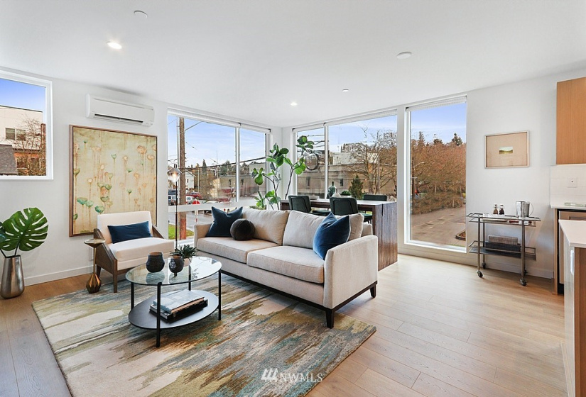 2011 25th, Seattle, Washington 98144, 2 Bedrooms Bedrooms, ,1 BathroomBathrooms,Residential,For Sale,JOYA,25th,NWM1880626