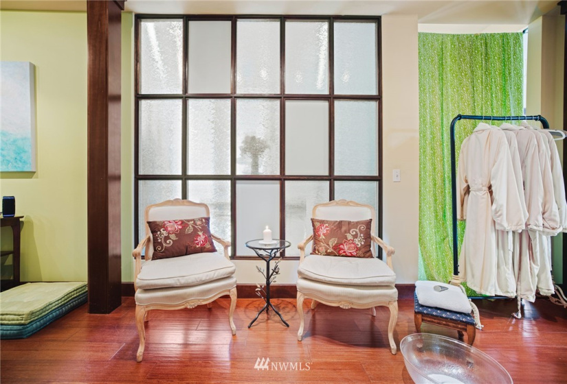 901 1st, Snohomish, Washington 98290, ,Business Opportunity,For Sale,1st,NWM1876467