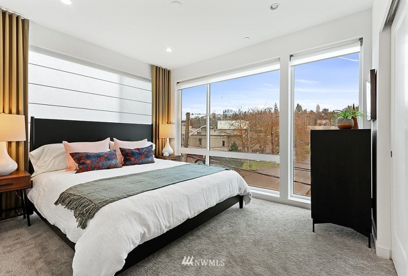 2013 25th, Seattle, Washington 98144, 2 Bedrooms Bedrooms, ,1 BathroomBathrooms,Residential,For Sale,JOYA,25th,NWM1880630