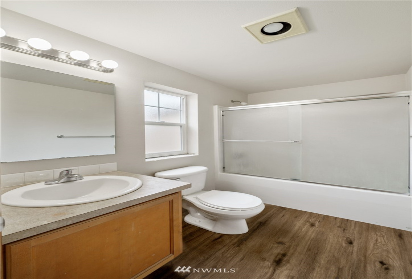 14870 36th, Tacoma, Washington 98446, 3 Bedrooms Bedrooms, ,2 BathroomsBathrooms,Residential,For Sale,36th,NWM1880457