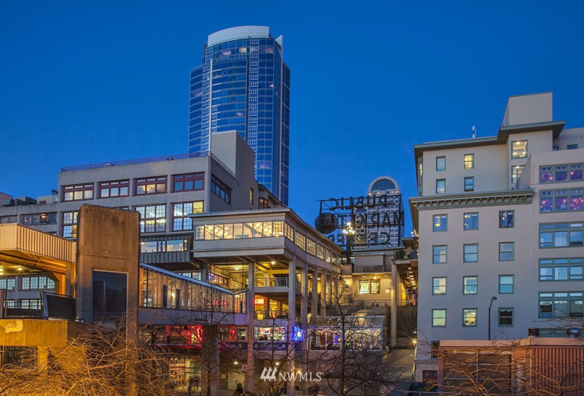 1425 Western, Seattle, Washington 98101, 2 Bedrooms Bedrooms, ,1 BathroomBathrooms,Residential,For Sale,Hillclimb Court,Western,NWM1880568