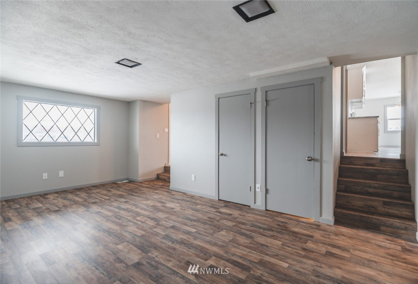 8037 Valley, Moses Lake, Washington 98837, 4 Bedrooms Bedrooms, ,1 BathroomBathrooms,Residential,For Sale,Valley,NWM1880573