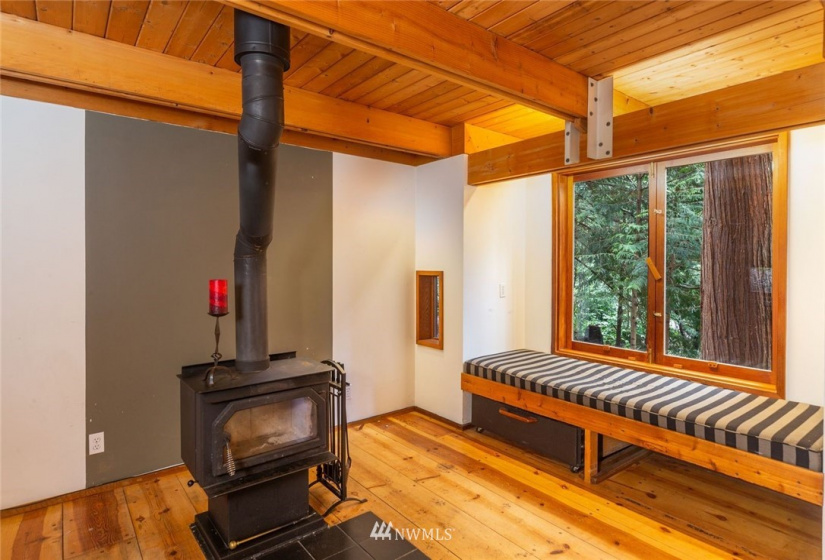 21179 Kingston, Indianola, Washington 98342, 2 Bedrooms Bedrooms, ,1 BathroomBathrooms,Residential,For Sale,Kingston,NWM1874579