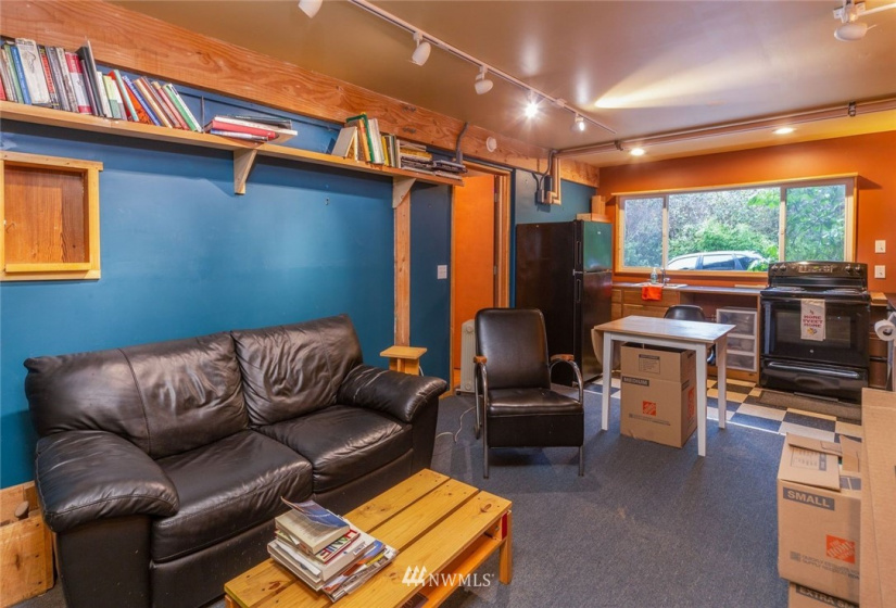 21179 Kingston, Indianola, Washington 98342, 2 Bedrooms Bedrooms, ,1 BathroomBathrooms,Residential,For Sale,Kingston,NWM1874579