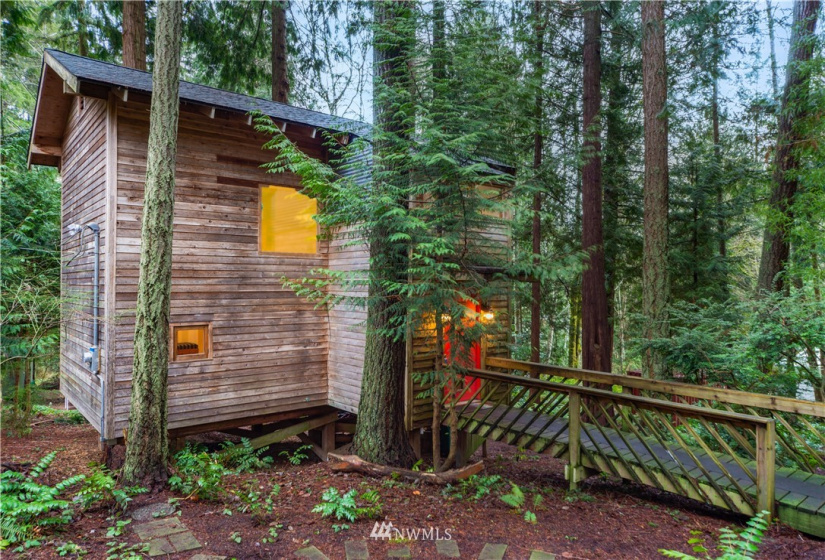 21179 Kingston, Indianola, Washington 98342, 2 Bedrooms Bedrooms, ,1 BathroomBathrooms,Residential,For Sale,Kingston,NWM1874579