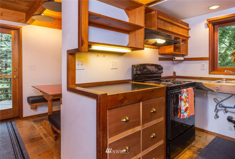 21179 Kingston, Indianola, Washington 98342, 2 Bedrooms Bedrooms, ,1 BathroomBathrooms,Residential,For Sale,Kingston,NWM1874579