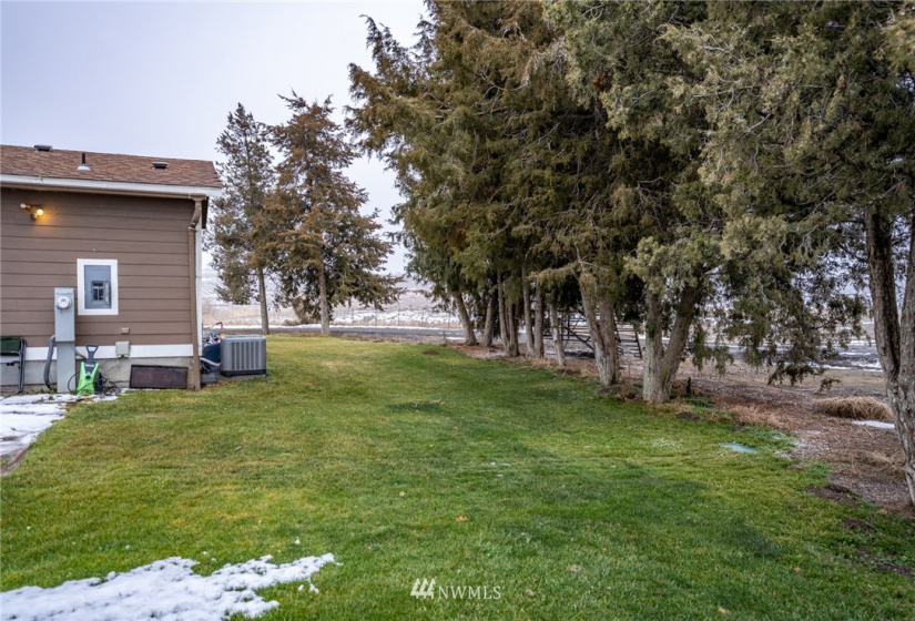 19835 Road 6, Warden, Washington 98857, 3 Bedrooms Bedrooms, ,2 BathroomsBathrooms,Farm,For Sale,Road 6,NWM1877062