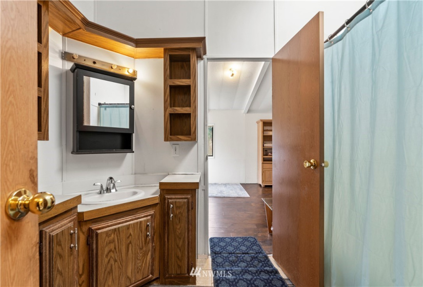 5200 Mace Lake Ln, Olalla, Washington 98359, 3 Bedrooms Bedrooms, ,2 BathroomsBathrooms,Residential,For Sale,Mace Lake Ln,NWM1880717